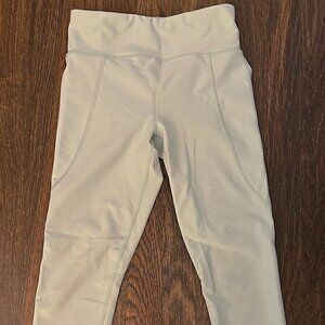 High-Rise Legging w/ Pocket